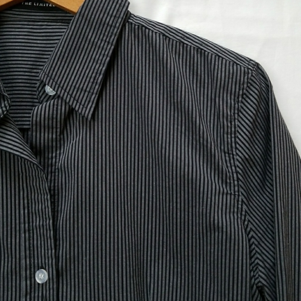 The limited long sleeve button-down shirt - Picture 3 of 6